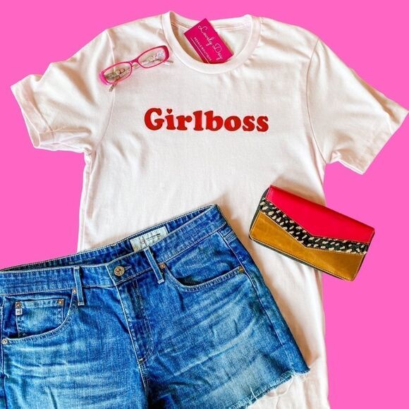Girl Boss T-Shirt    - Picture 1 of 4